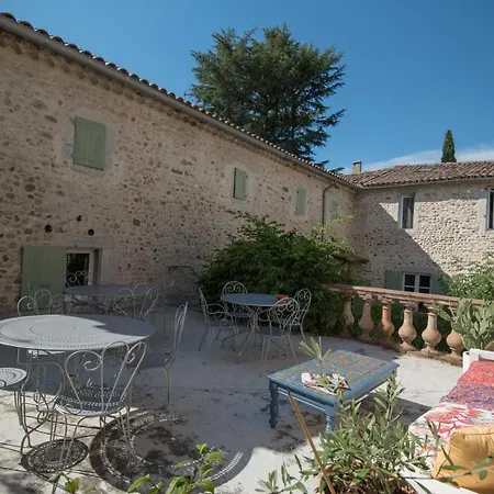 Pensjonat Les Cailloux Dores Massillargues-Attuech