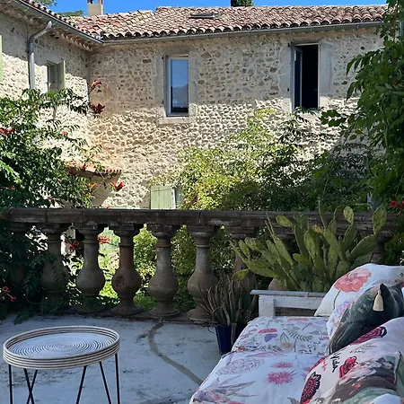 Les Cailloux Dores Gasthof *