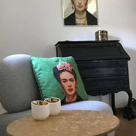 Les Cailloux Dores Pensjonat