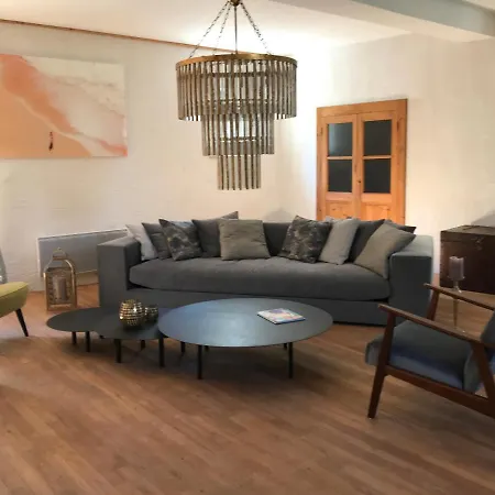 Les Cailloux Dores 4*